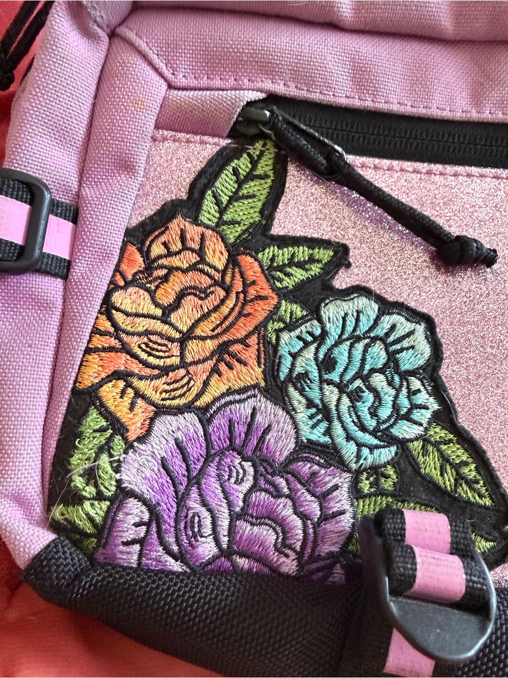 Chrome Industries Floral Embroidered Sling Bag RARE and sold out - Picture 6 of 11